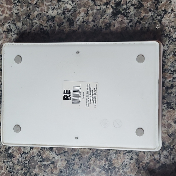 Room Essentials Plastic Organizer white 9.5" x 6.5 " new w/tags - Picture 2 of 2